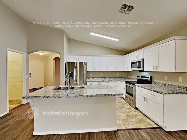 Photo - 12514 W Hearn Rd