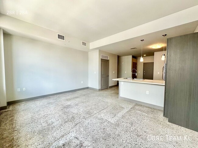 Photo - 1121 McGee St Unit 709