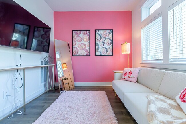 Photo - 336B Douglas Ave Unit ID1261670P