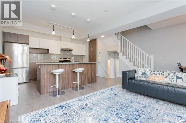 Photo - 1121 Cooke Blvd.