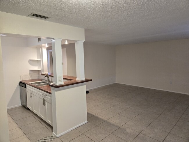 Photo - 379 79th Ave NE