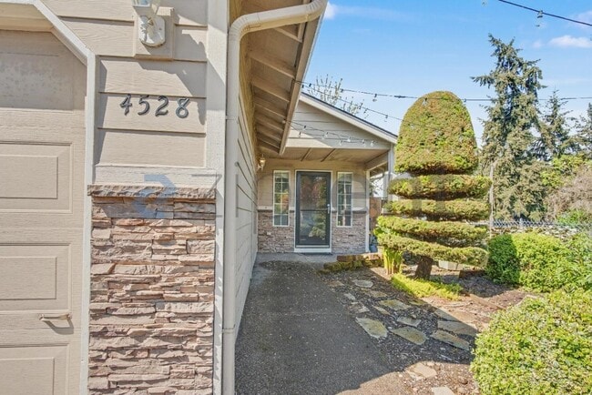 Photo - 4528 NE 123rd Ave