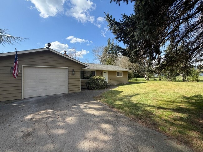 Building Photo - 6597 Tut Terrace