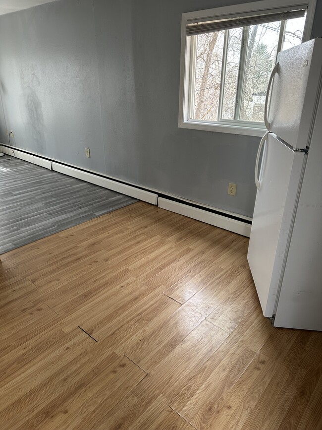 Building Photo - 1117 9th St NW Unit 3