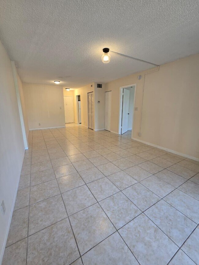 Photo - 737 SE 1st Way Unit 208