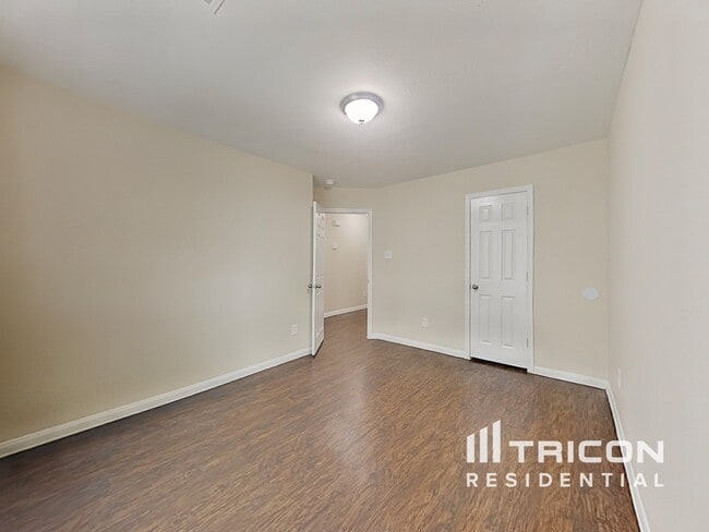 Photo - 21434 Palma Grove Way