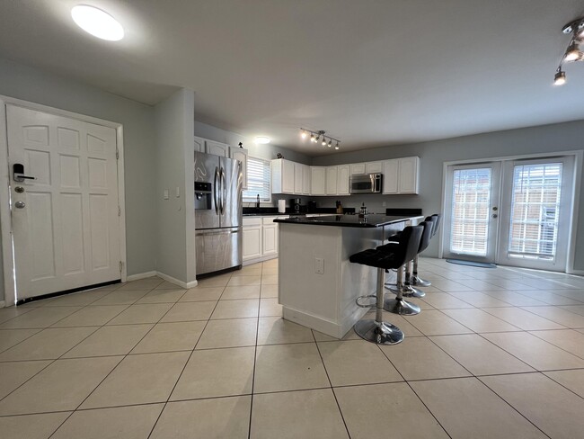 Photo - 2417 Sundy Ave