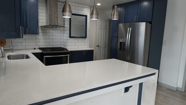 Photo - 323 Stevens Ave