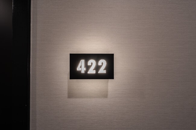 Photo - 1037 The Queensway Unit 422