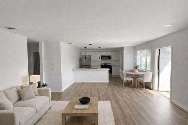 Photo - 902 E Tiffany Dr Unidad 1