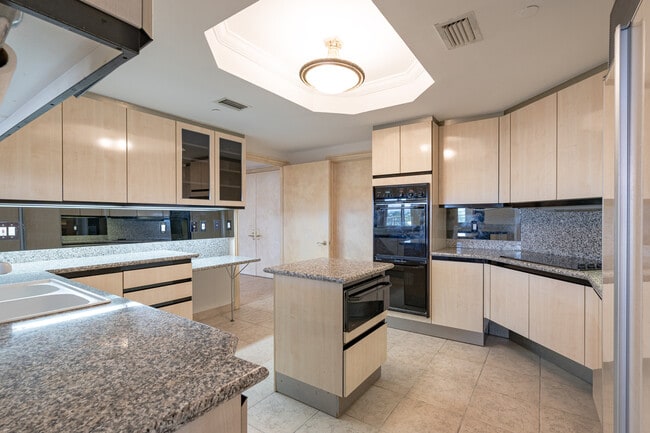 Photo - 445 Grand Bay Dr Unit # 711