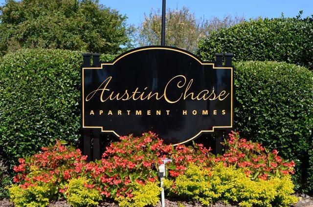 Entrada - Austin Chase Apartments