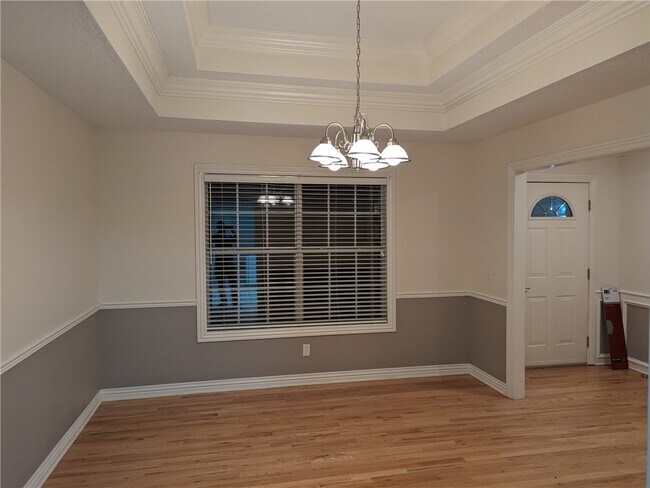 Photo - 2030 N Hailey Dr