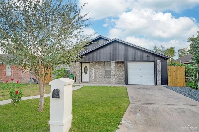 Photo - 16 W 26th St