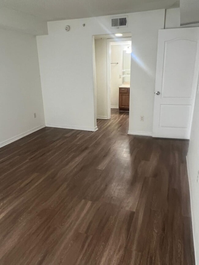 Photo - 2323 McCoy Rd