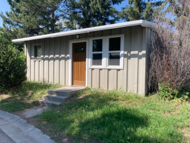 Building Photo - 2226 Central Ave W