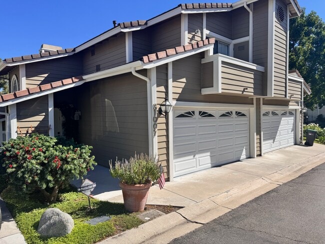 Building Photo - 31007 Minute Man Way Rental