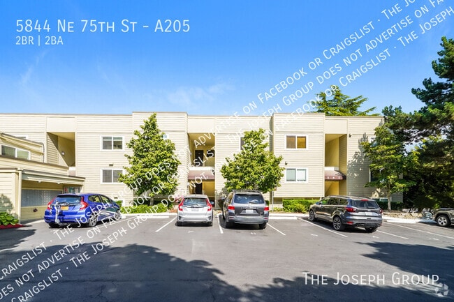 Building Photo - 5844 NE 75th St Unit A205 Rental