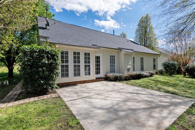 Photo - 3601 Straussburg Woods Ln