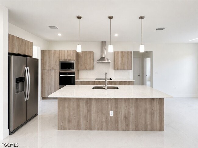 Photo - 8034 Life Cir