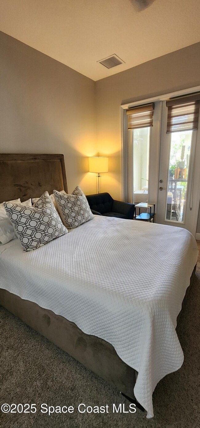 Photo - 2626 Florencia Pl