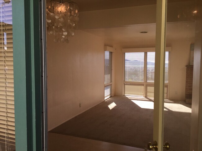 Photo - 1705 La Salle Ave