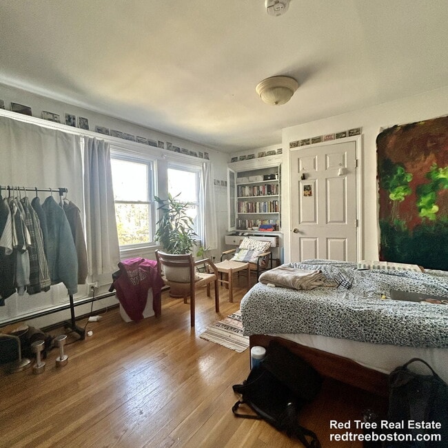 Photo - 8 Selkirk Rd Unit 2