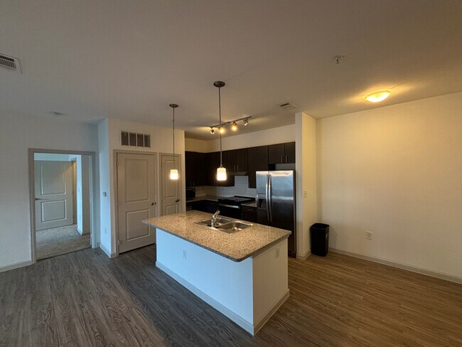 Photo - 1271 Sadler Drive Unit b2