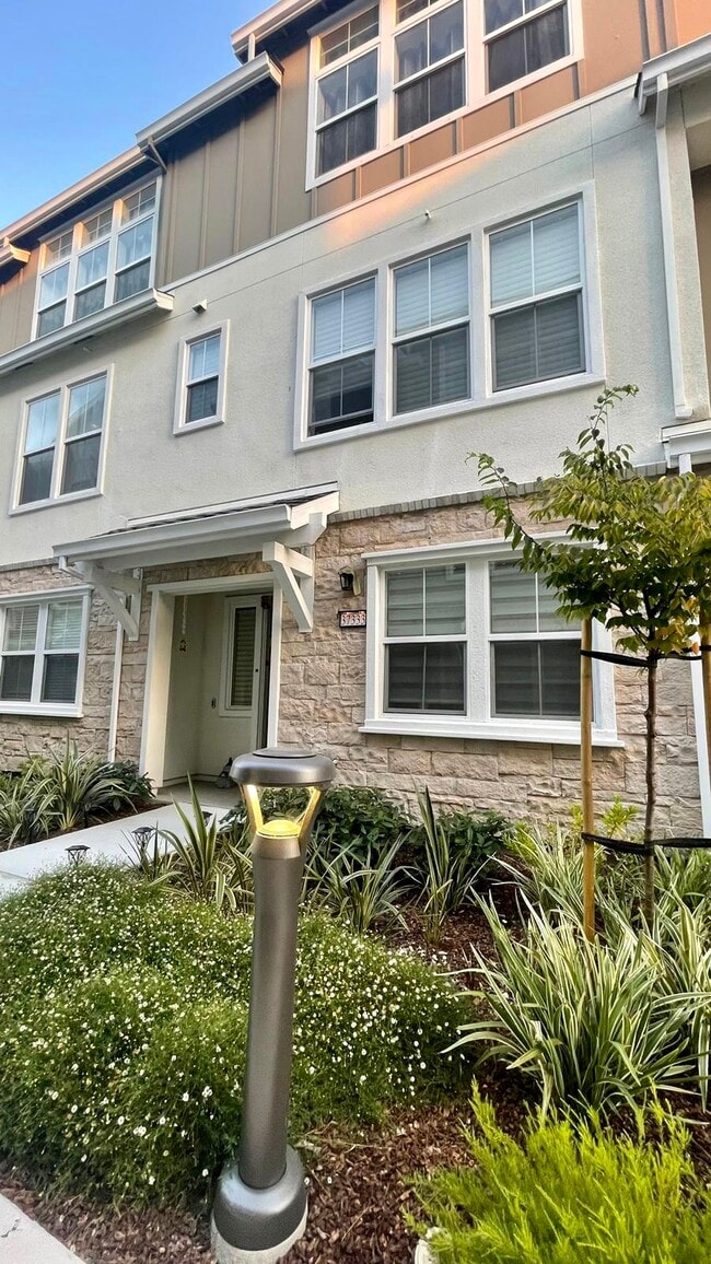 Photo - 37333 Suncrest St
