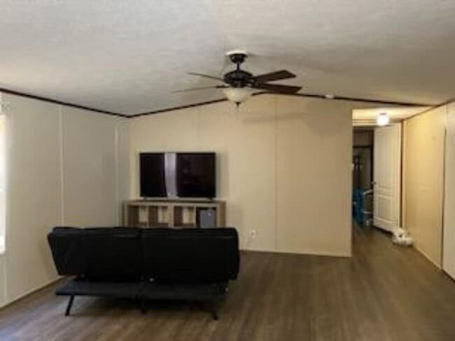 Photo - $1,000 - 2 Bedroom / 2 Bath Unfurnished Mo...