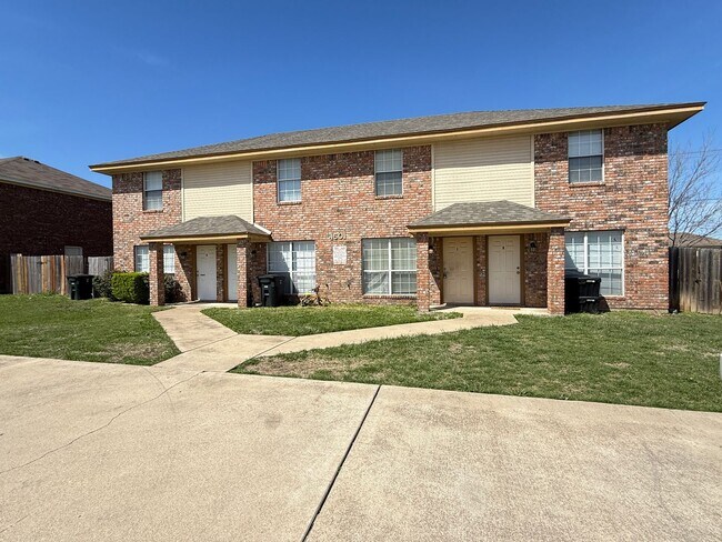Photo - 4501 Deek Dr Unit 4501 Deek Drive - C