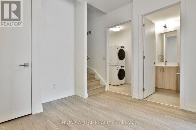 Photo - 2 Red Squirrel Ln. Unité D203