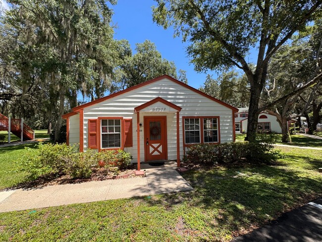 Building Photo - Charming 1-Bedroom in Derby Downs – Great ... Unit 0-103 Rental