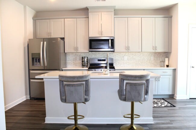 Photo - 2115 Belterra Dr