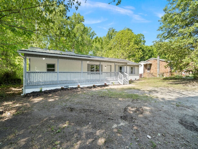 Photo - 128 Sunset Ln