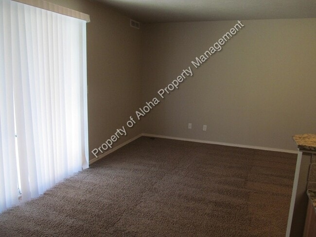 Photo - 1023 W Pine Ave