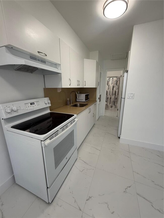 Photo - 842 SW 2nd St Unidad B