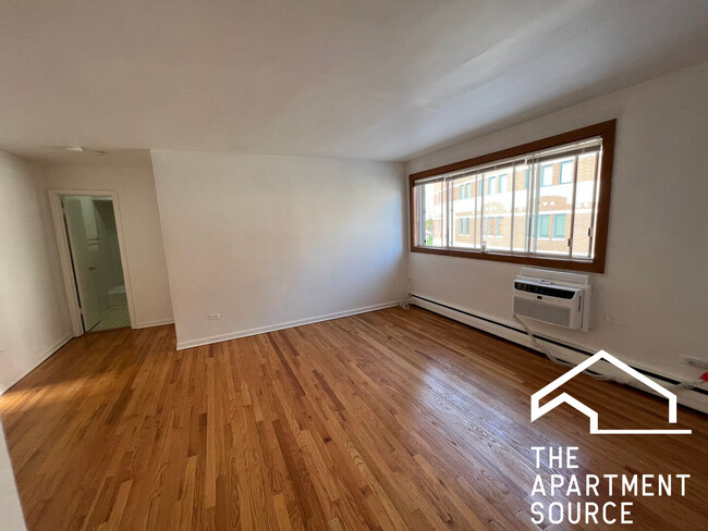 Photo - 1408 W Juneway Terrace Unit 3B