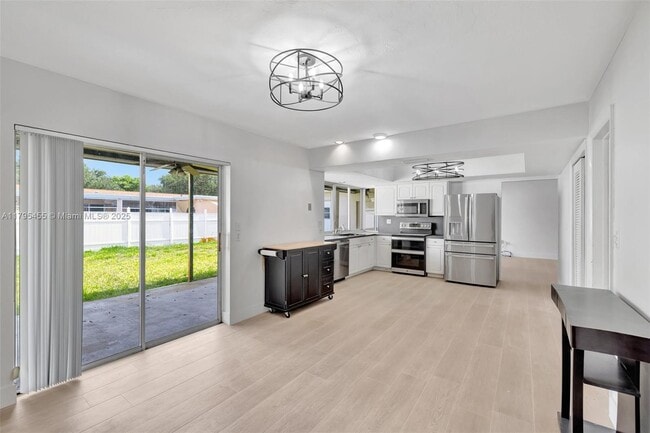 Photo - 9121 SW 54th Pl House