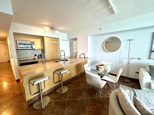 Photo - 1830 S Ocean Dr Unidad 3009