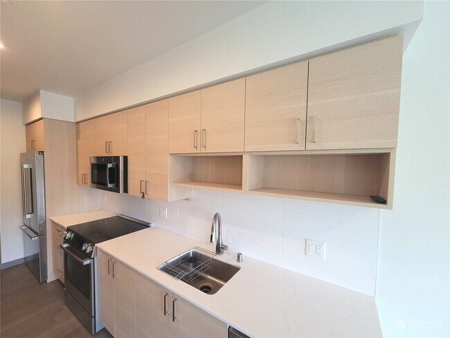 11903 NE 128th St Unit 503