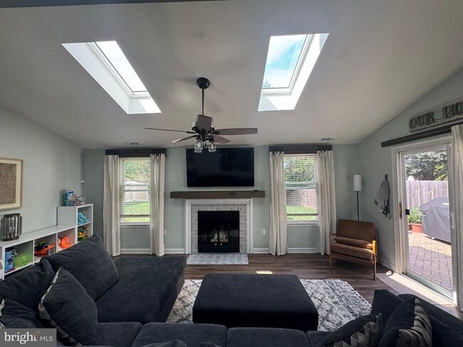 Photo - 36 Fieldstone Dr
