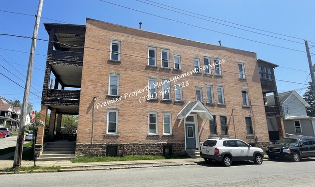 Building Photo - 331 W North St Unit 7