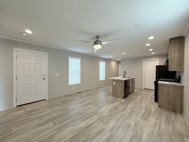 Photo - 52962 N Yorktown Ct