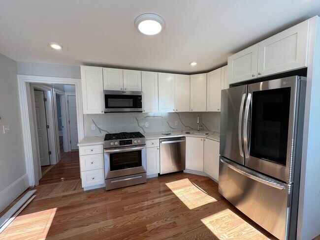 Photo - 9 Mossland St Unit #3