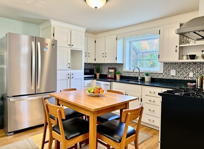 Photo - 29 Sandy Brook Rd