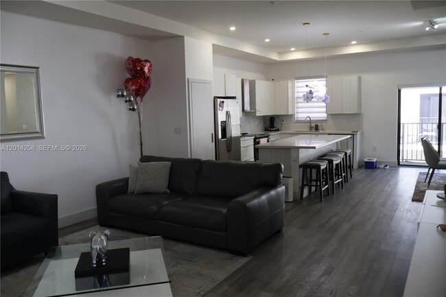Photo - 10443 NW 82nd St Unit 33