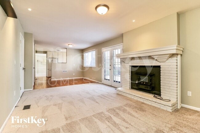 9 Cedar Glen Ct