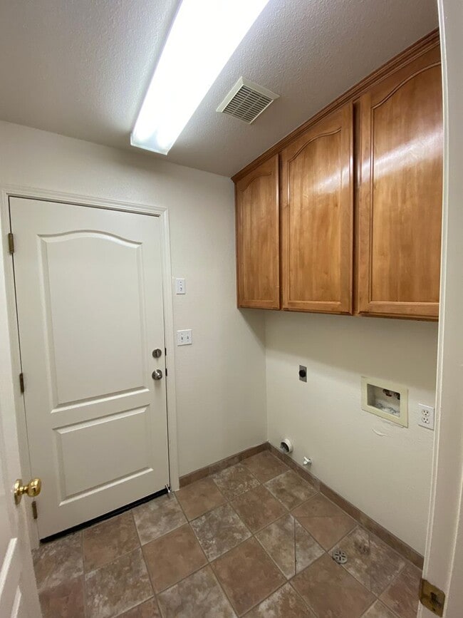 Photo - Coming soon, Beautiful Home located SE Visalia!