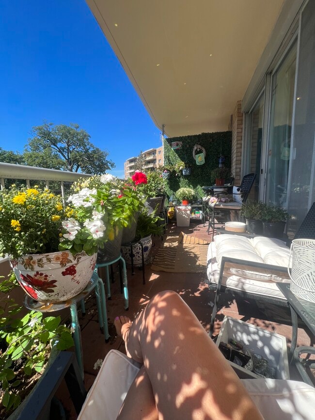 Photo - 100 West Ave Unit B6